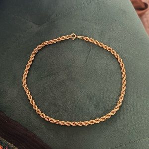 Gold necklace from Rome